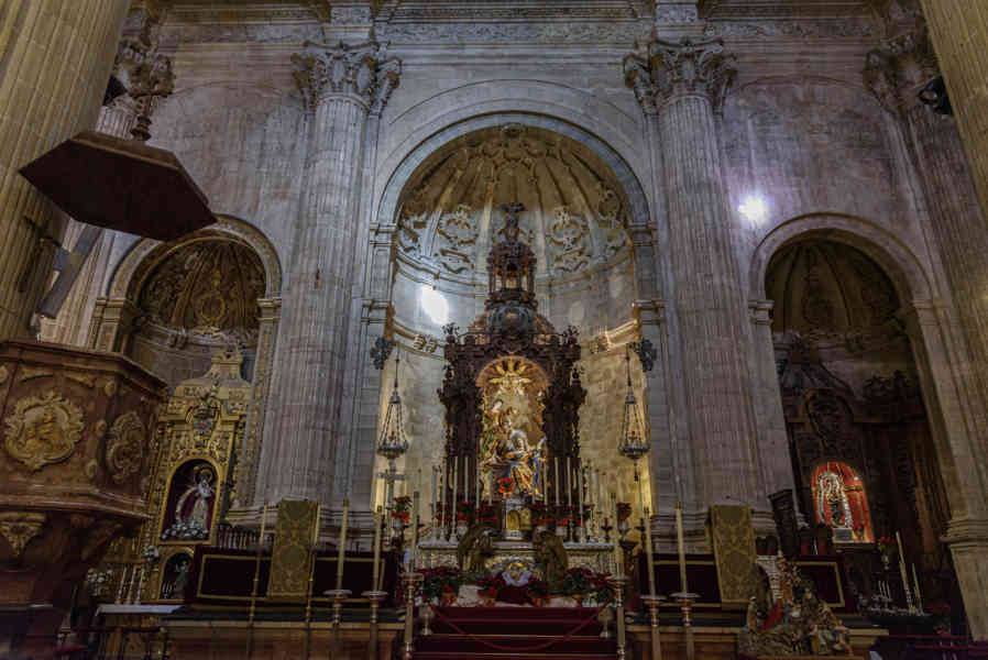 Málaga - Ronda 025 - colegiata de Santa María la Mayor.jpg